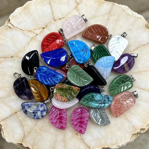 Natural Stone Crystal Agate Hand Carved Leaf Shape Pendant Stone Charm For DIY Necklace Jewelry Making Accessory Gift