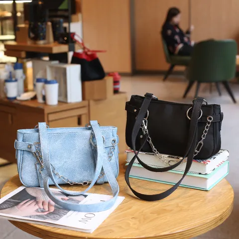Minimalist Motorcycle Underarm Bag Sweet Cool Fashion Chain Handbag Large Capacity Nylon Shoulder Bag For Women