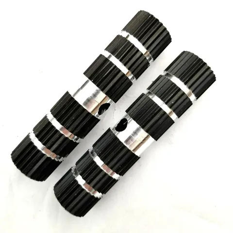Aluminum Alloy Bicycle Pegs Solid Stunt Pegs Anti-Slip Bicycle Rear Axle Footrests Cycling Equipment For Mountain Bike