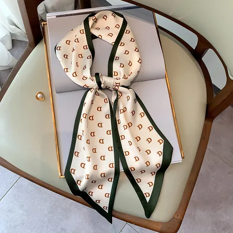 Donna Moda Stampato Twilly Sciarpa Lungo Stretto Effetto Seta Fazzoletto Borsa Nastro Fascia Per Capelli Accessorio