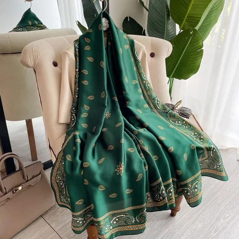 Sciarpa in Satino Paisley alla Moda da Donna Scialle di Protezione Solare Leggero Oversized Sciarpa da Spiaggia per Estate Aria Condizionata