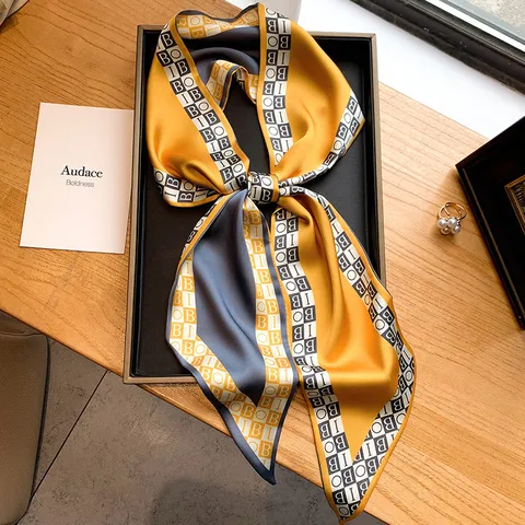 Sciarpa in Raso da Donna Moda Stampa a Lettere Blocco di Colore Geometrico Sciarpa Lunga da Collo Elegante Copricapo Decorativo Quotidiano