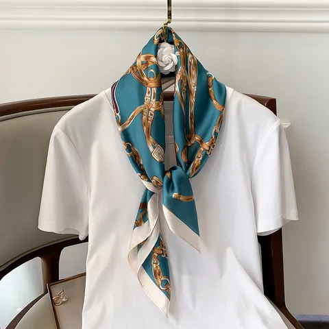 Foulard Quadrato da Donna in Poliestere con Stampa Catena e Cintura Accessorio Decorativo Quotidiano