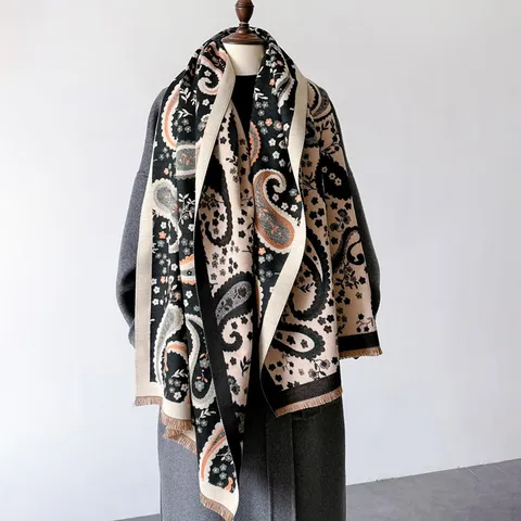 Sciarpa da Donna Autunno Inverno in Imitazione Cashmere Elegante Stampa Paisley Nappe Lunghe Doppia Faccia Calda Scialle