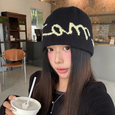 Koreaanse Stijl Casual Letter Gebreide Beanie Muts Unisex Winter Warme Slouchy Gebreide Muts Mode Streetwear