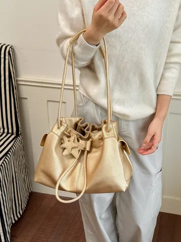 Dames Koreaanse Tote Bag Grote Capaciteit PU Leer Schoudertas Met Ster Hanger Mode Woon-werkverkeer Onderarm Tas Voor Dagelijks Gebruik