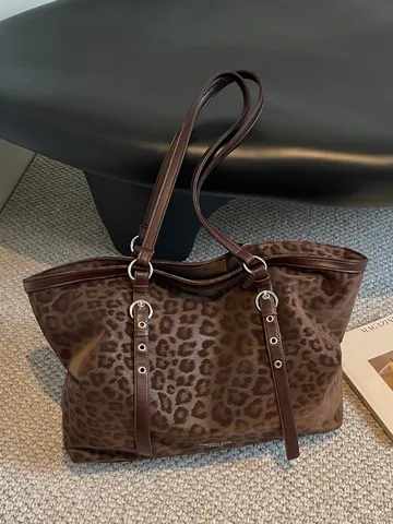 Retro Panterprint Suèdestof Tote Bag Grote Capaciteit Casual Schoudertas Voor Dames Pendelen Handtas Vintage Okseltas