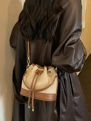 Dames Retro Emmer Tas Kunstsuède PU Splicing Handtas Vintage Schouder Crossbody Tas Niche Casual Vrouwen Tas