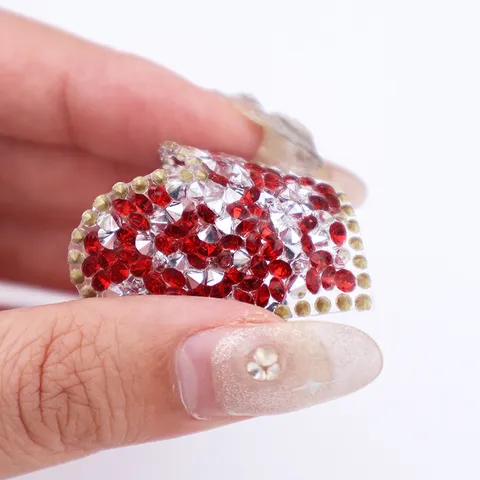 Heart Shaped Rhinestone Iron On Patch Glass Resin Hot Fix Applique For Clothing Garment DIY Accessories