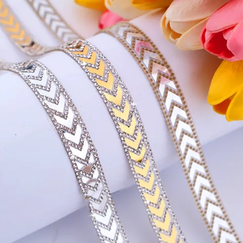 Self Adhesive Rhinestone Ribbon Trim Crystal Glass Rhinestone Strip For DIY Craft Clothing Accessories Decoration