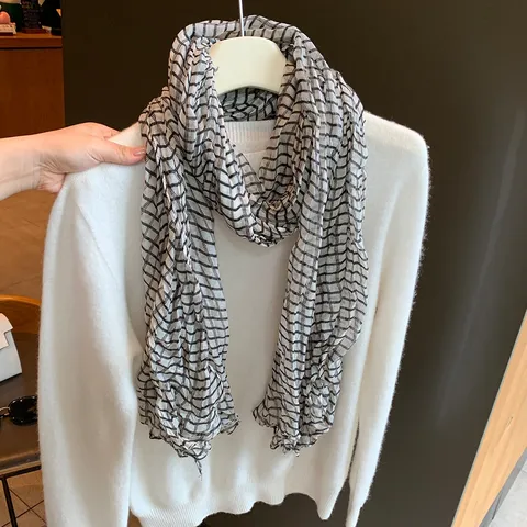 Karierter Schal Für Damen Leichter Falten Plissee Schultertuch Klassisches Gittermuster Polyester Schal Für Frühling Herbst Winter Mode Accessoire