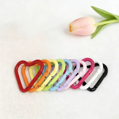 Colorful Painted Heart Shaped Aluminum Alloy Carabiner Peach Heart Backpack Hook DIY Keychain Jewelry Accessories