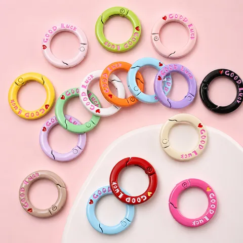 Buntes Rundes Metall Federring DIY Schmuck Schlüsselanhänger Taschenanhänger Glücksbringer Buchstabe Emaillierter Federring Zubehör