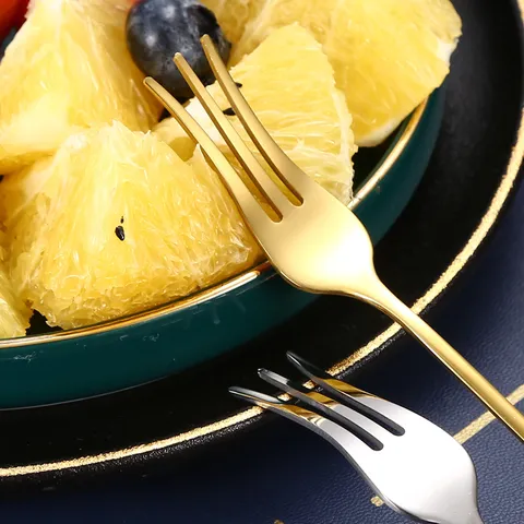 Creative Shell Shaped Stainless Steel Coffee Spoon And Cake Dessert Stirring Spoon Wedding Favor Tableware Gold Silver