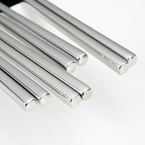 Stainless Steel Chopsticks Thickened Non Slip Heat Insulated Square Metal Chopsticks Reusable Tableware For Home Dining