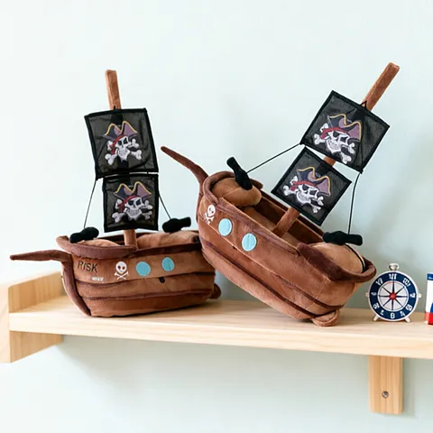 Creative Pirate Ship Plush Toy Soft Sailing Boat Stuffed Animal Cartoon Nautical Decor Boys Birthday Gift Desktop Ornament