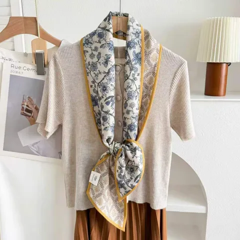 Luxury Silk Wool Blend Double Sided Printed Scarf For Women Vintage Paisley Floral Double Layer Ribbon Scarf Elegant Neck Scarf