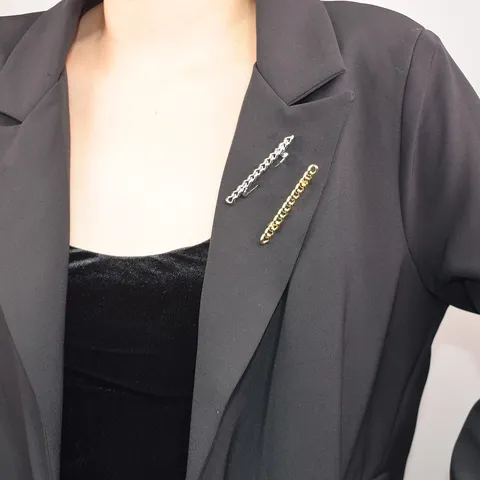 Fashion Alloy Chain Brooch Elegant Minimalist Lapel Pin Suit Coat Dress Accessories For Women Men Jewelry