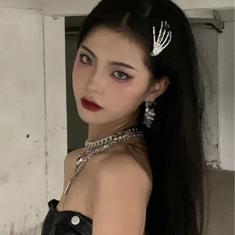Gothic Skeleton Hand Hair Claw Rhinestone Alloy Hair Clip Punk Hair Accessories For Women Party