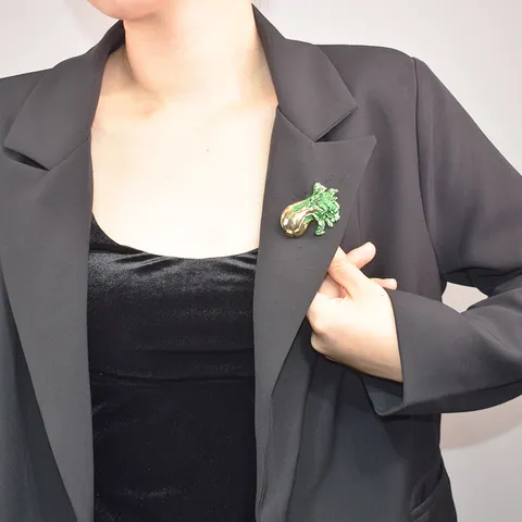 New Chinese Style Cabbage Enamel Brooch Alloy Gold Silver Plated Fashion Suit Coat Pin Elegant Women Jewelry Accessory