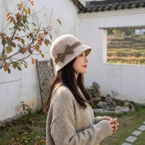 Elegant Wool Felt Cloche Hat For Women Vintage Bow French Style Autumn Winter Warm Bucket Hat Hepburn Dress Hat Accessories