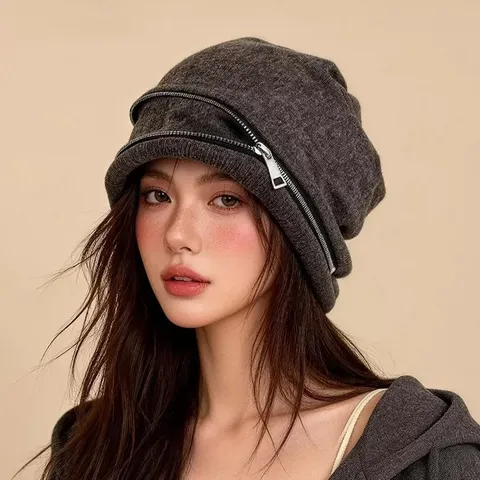 Damen Strick Slouchy Beanie Herbst Winter Personalisierte Reißverschluss Deko Warm Lässig Polyester Nische Trendige Strickmütze Für Outdoor Alltag