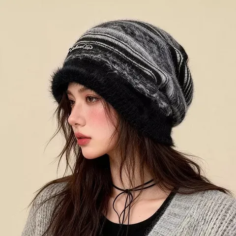 Damen Vintage Jacquard Strickmütze Mit Kunstpelzbesatz Warme Winter Ohrenschutz Slouchy Mütze Maillard Stil Gestreifte Kappe