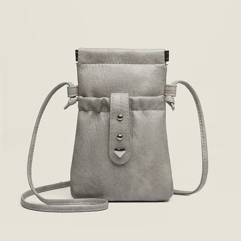 Bolso Bandolera para Teléfono de Cuero PU para Mujer Simple Color Sólido Cordón Bolso de Hombro Con Decoración de Metal de Corazón Bolsito Casual