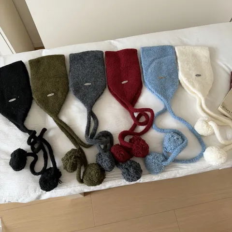 Women Winter Warm Knitted Earmuffs Cute Pompom Strap Ear Warmers Soft Outdoor Cold Proof Ear Cover Accessories
