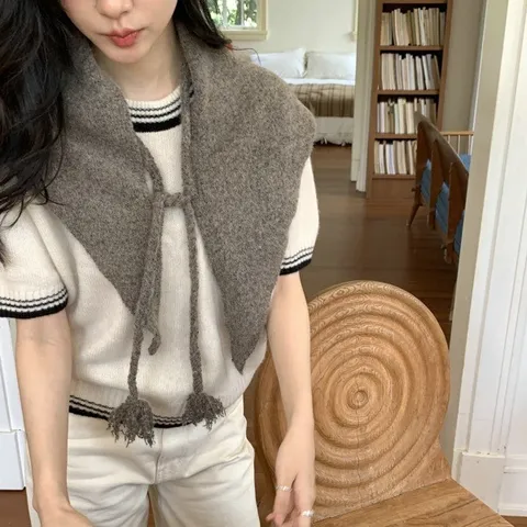 Chal triangular de punto de moda para mujer Otoño Invierno Color sólido Bufanda de punto de trenza Casual Cálido Borla Envolver