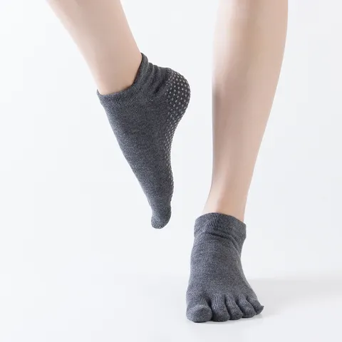 Women Anti-Slip Yoga Socks Cotton Split Toe Five Finger Athletic Sports Fitness Pilates Running Socks