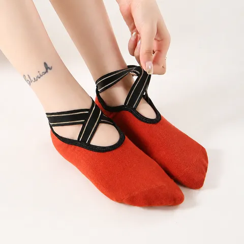 Women's Non Slip Yoga Socks Athletic Pilates Barre Fitness Socks With Straps Cotton Sports Dance Socks