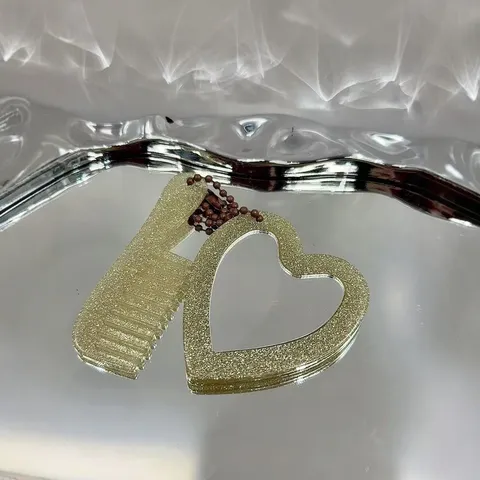 Heart Shaped Makeup Mirror Keychain Glitter Sequins Mini Comb Bag Charm Cute Car Keyring Acrylic Accessories