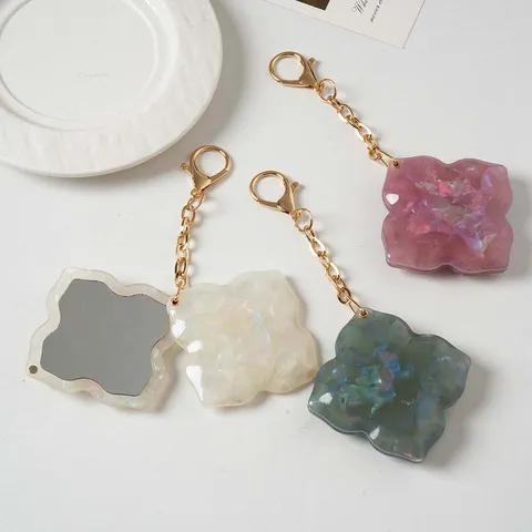 Clover Mirror Keychain Bag Charm Resin Alloy Portable Pocket Mirror Pendant For Women Handbag Accessories