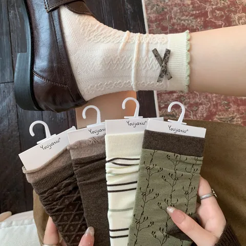 Dames Koreaanse Retro Slouch Sokken Gekamd Katoen Halverwege de Kuit Gestreept Argyle Strik Sokken Casual Mode Dagelijks
