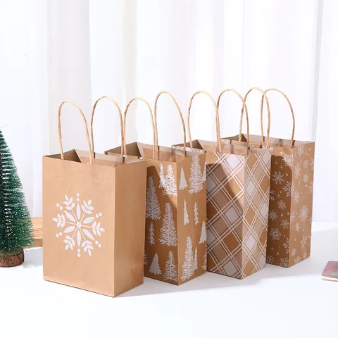 Christmas Kraft Paper Gift Bags Festive Party Printed Candy Packaging Tote Bags for Holiday Celebration Present Packing