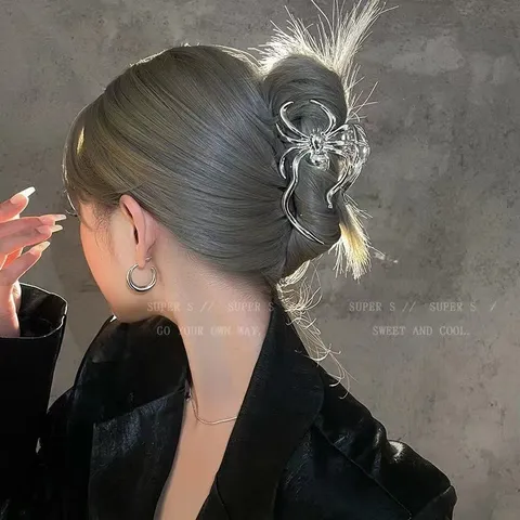 Vintage Gothique Chauve-souris Main de Squelette Araignée Pince Crabe Alliage de Zinc Grande Pince Requin Halloween Femme