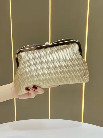Elegante Borsa da Sera Intrecciata in Pelle PU da Donna Lussuosa Tracolla a Catena Chic Chiusura in Metallo Borsetta per Festa Matrimonio