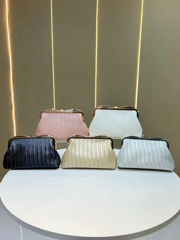 Elegante Borsa da Sera Intrecciata in Pelle PU da Donna Lussuosa Tracolla a Catena Chic Chiusura in Metallo Borsetta per Festa Matrimonio