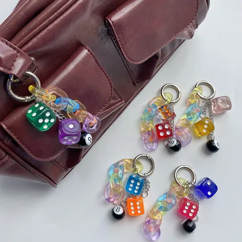 Transparenter Bunter Würfel Schwarz 8 Acryl Kette Schlüsselanhänger Modischer Taschenanhänger Schmuck Für Damen Herren Telefon Zubehör Geschenk