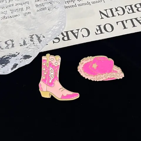 Pink Cowboy Hat Boot Enamel Brooch Pins Zinc Alloy Glitter Heart Badge Fashion Clothing Accessory For Women Men Accessory