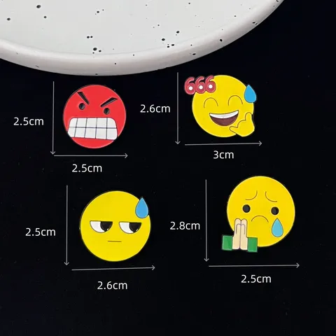 Cartoon Expression Zinc Alloy Metal Enamel Brooch Cute Emoji Badge Pin Funny Lapel Pin Personalized Backpack Accessory For Unisex Clothing Decoration