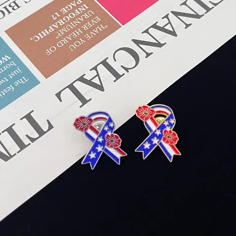 US Independence Day Ribbon Brooch Enamel American Flag Flower Lapel Pin Fashion Commemorative Jewelry Gift