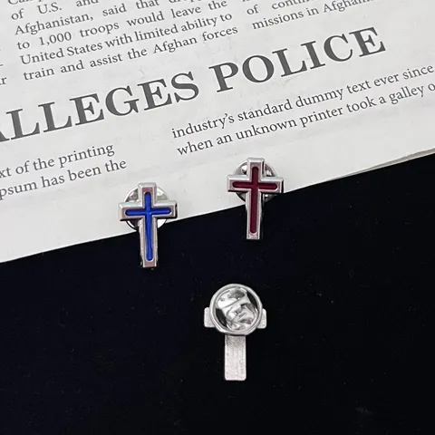 Cross Enamel Brooch Pin Zinc Alloy Drip Oil Badge Fashion Personality Lapel Pin Unisex Clothing Accessories Jewelry