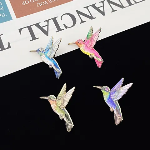 Hummingbird Brooch Zinc Alloy Enamel Bird Badge Elegant Vintage Clothes Pin Fashion Jewelry For Women Men