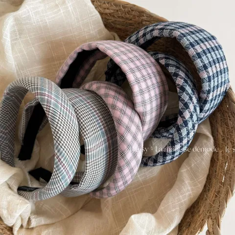 Serre-tête Plaid Vintage Coréen pour Femmes Bandeau en Tissu Versatile Serre-tête Rétro Large Accessoires de Cheveux