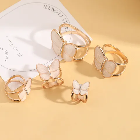 Französischer Vintage Schmetterling Schalschnalle Legierung Weißer Emaille Strass Schal Clip Mode Bekleidung Zubehör Schmuck
