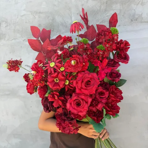 Künstlicher Seidenblumenstiel Weinrote Falsche Rose Hortensie Gänseblümchen Für Hochzeitshalle Layout Party Dekoration Haus Blumenschmuck