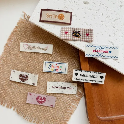 Polyester Woven Label Patch Embroidered Cartoon Cat Heart Letter Clothing Labels For DIY Bags Socks Hair Accessories Decorative Cloth Art Labels