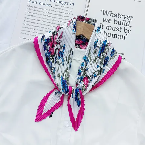 Women's Fashion Pleated Satin Scarf Sweet Floral Print Square Neck Scarf Daily Decorative Headwrap